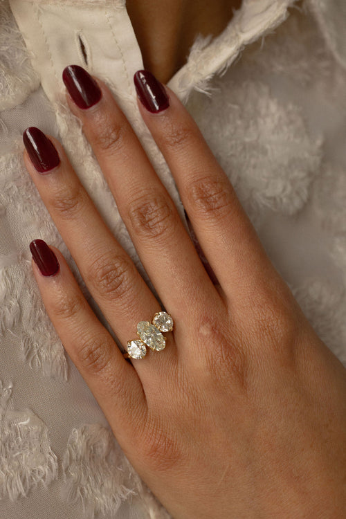 Moval & Old Mine Three-Stone | OAK