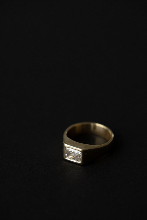 Radiant Diamond Signet