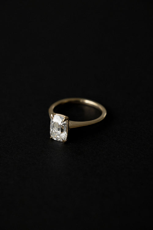June Solitaire | Antique Cut || Elongated Old Mine