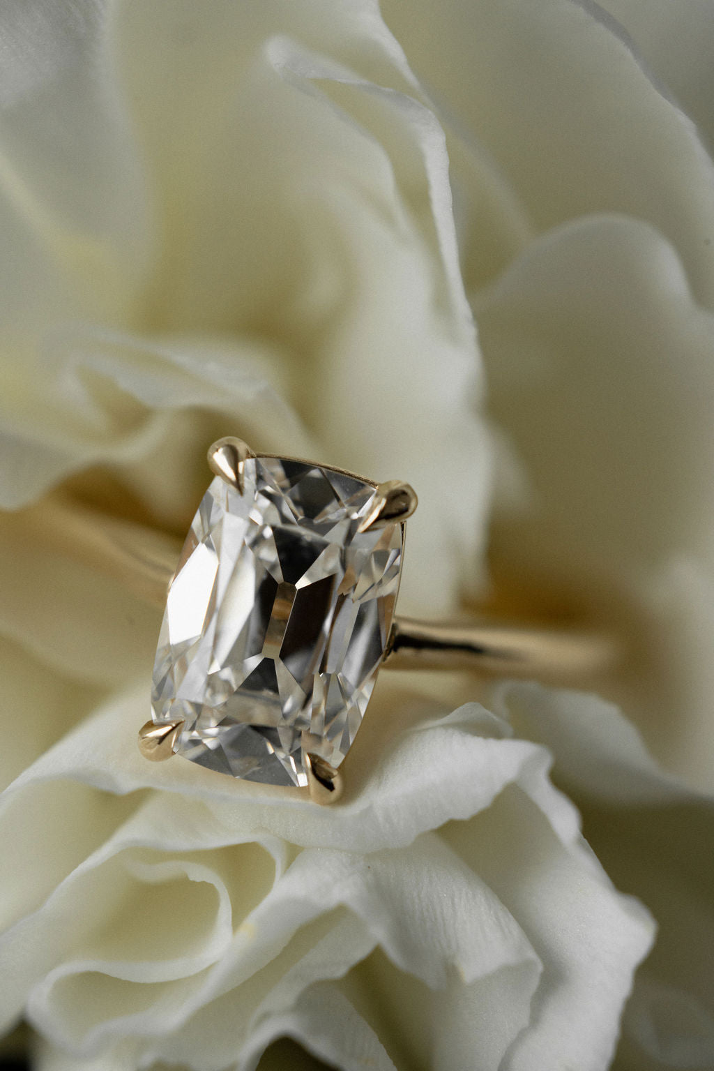 June Solitaire Antique Cut || Elongated Old Mine
