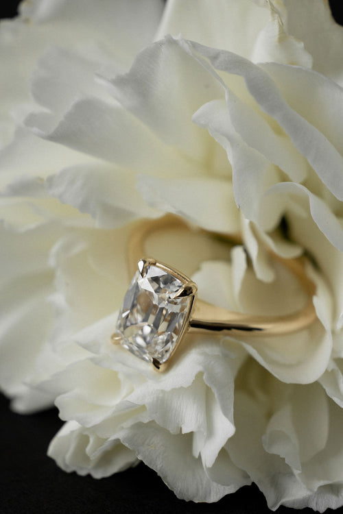Juned Rind June Solitaire | Antique Cut || Elongated Old Mine – June Rings