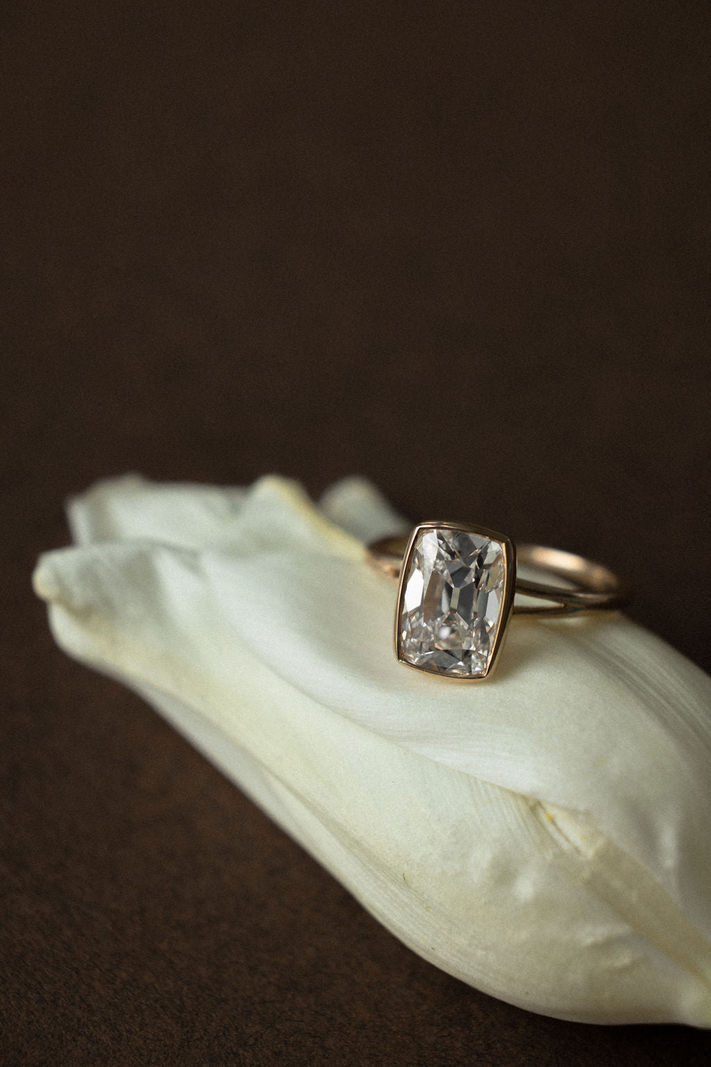 VINTAGE cushion ring 20号 Fleur | Antique Cut || Old Mine Elongated Cushion – June Rings