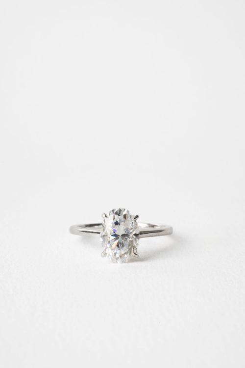 June Solitaire || Oval