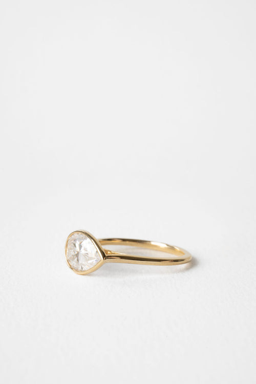 June Bezel || East-West Pear