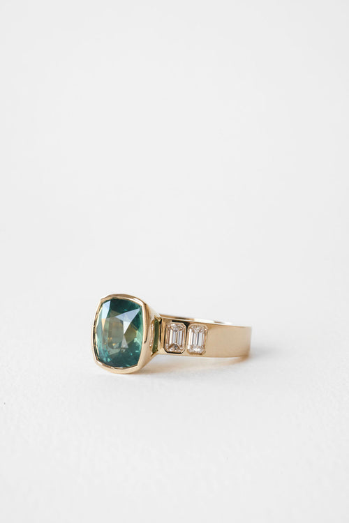 Mermaid Sapphire Cushion with emerald diamonds || OAK