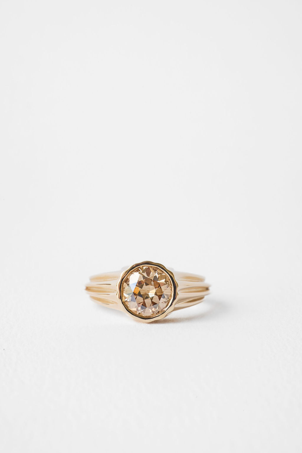 Santi | Euro Cut Champagne