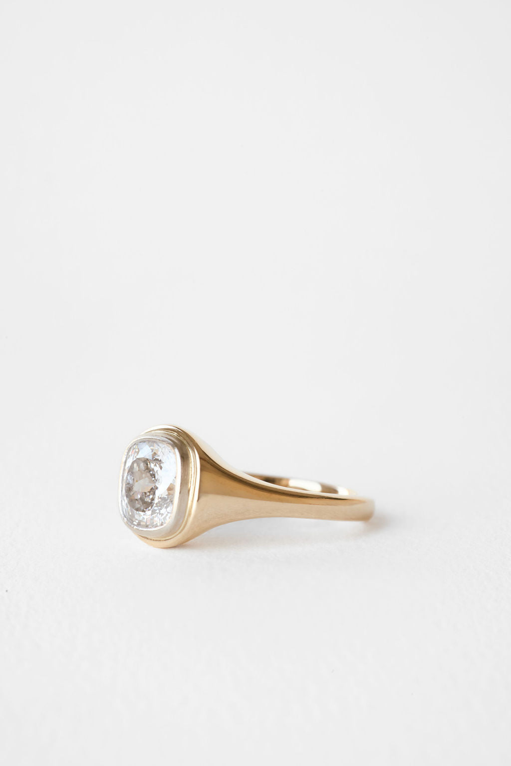 Glenn | Portuguese Cushion