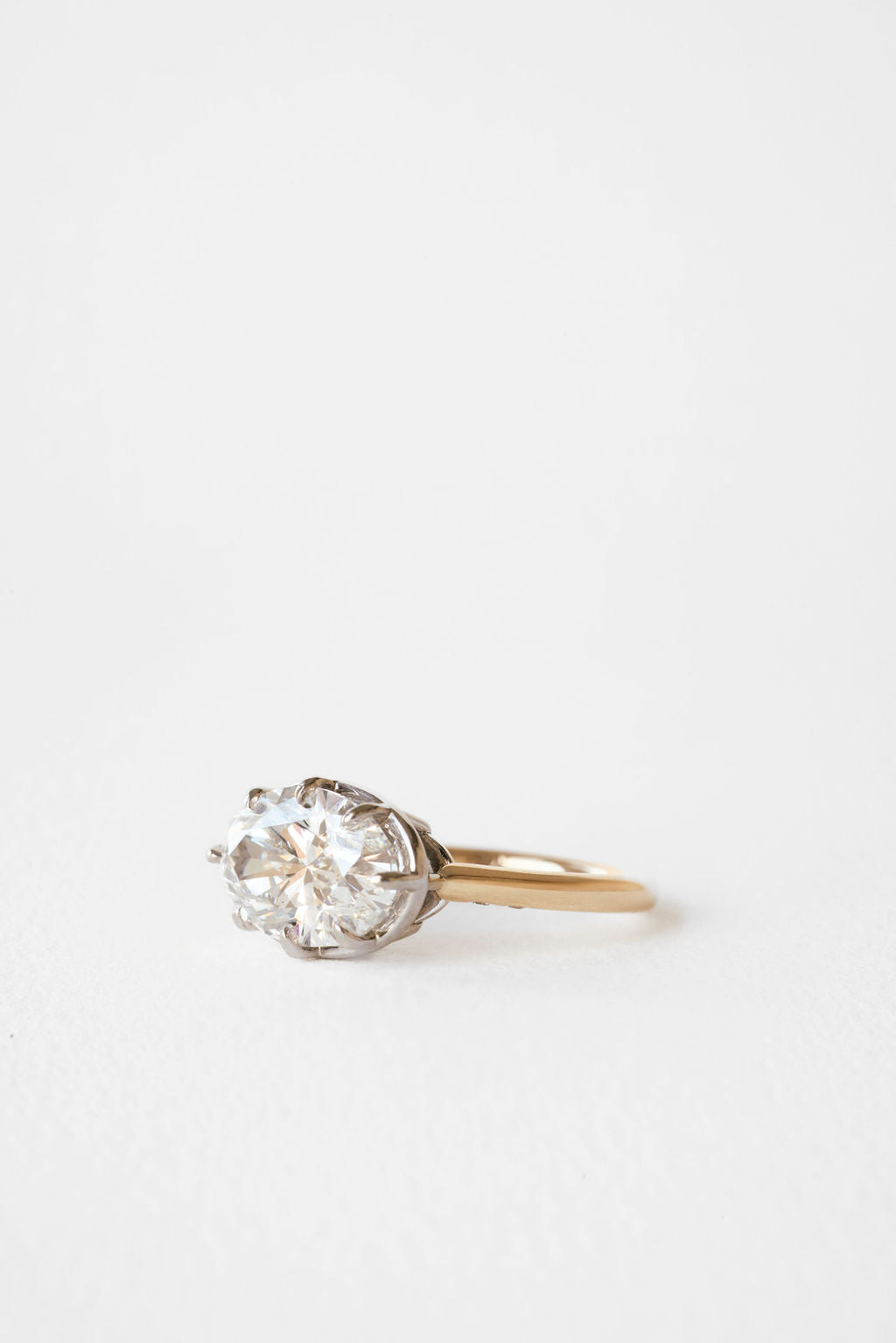 Mira | East-West Oval