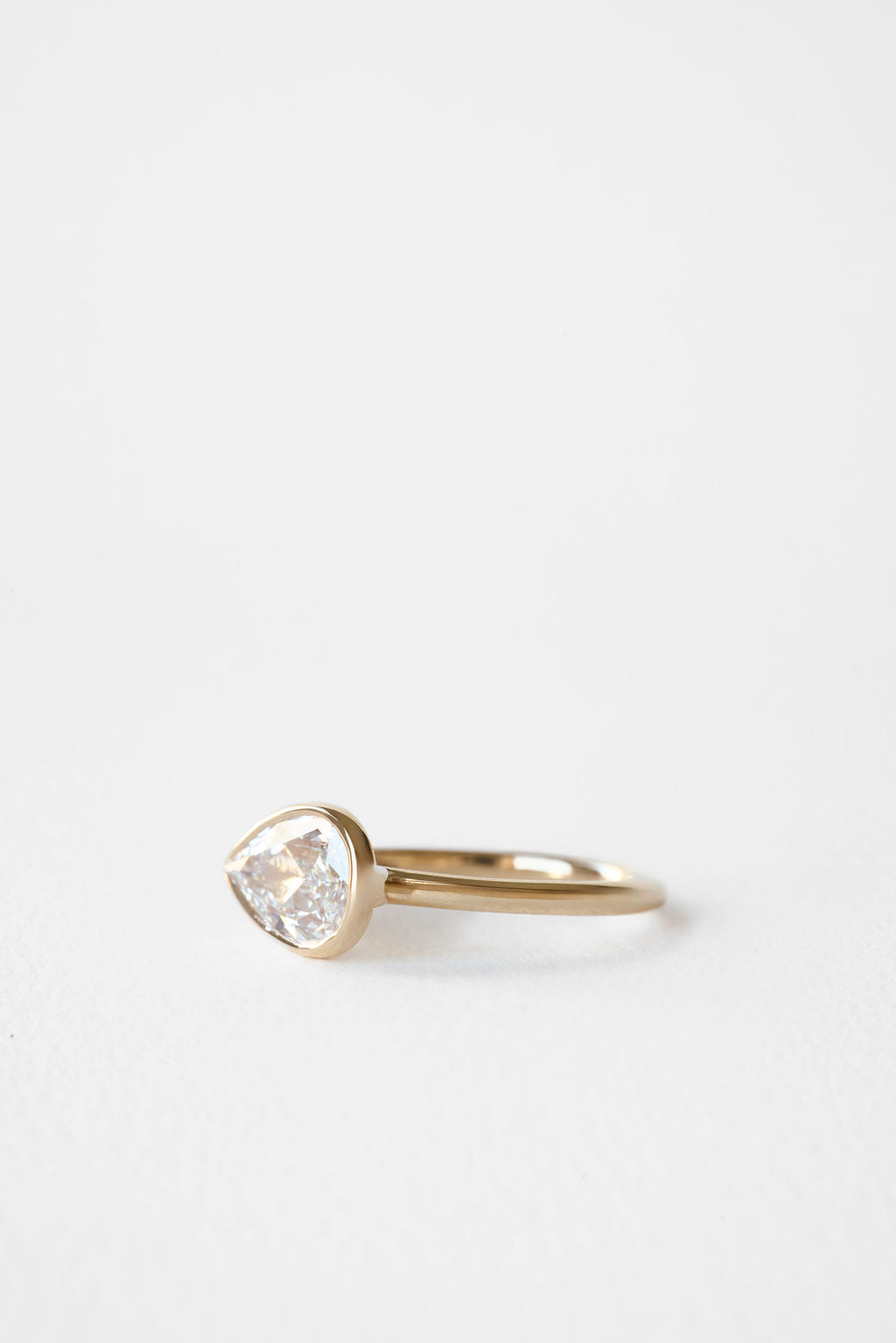 Summit Set | East-West Rose Cut Pear