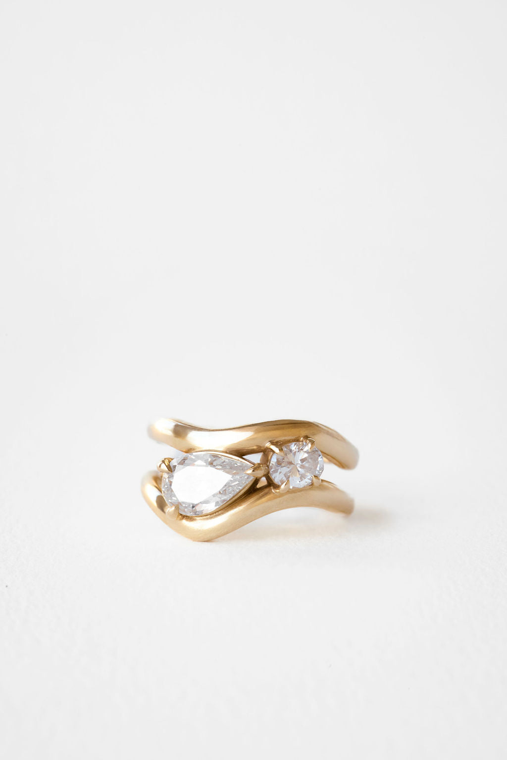 Palm | Pear & Round Toi et Moi – June Rings