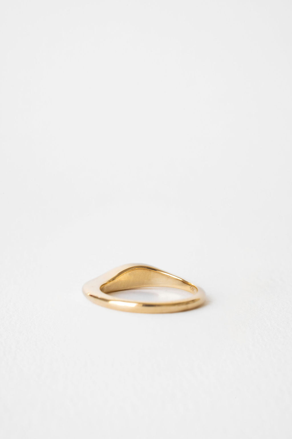 Marlow || East-West Pear