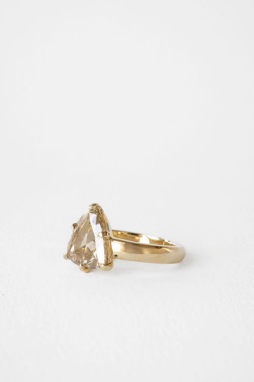 Rose Cut Champagne Trillion || OAK