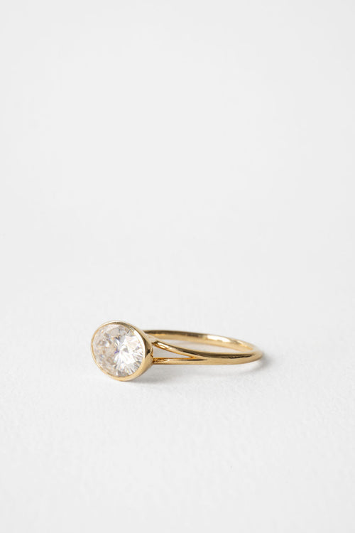 Fleur || East West Oval