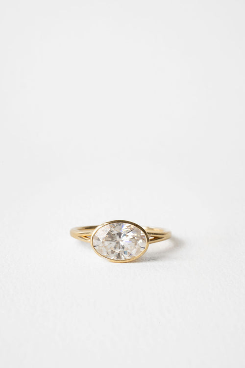 Fleur || East West Oval