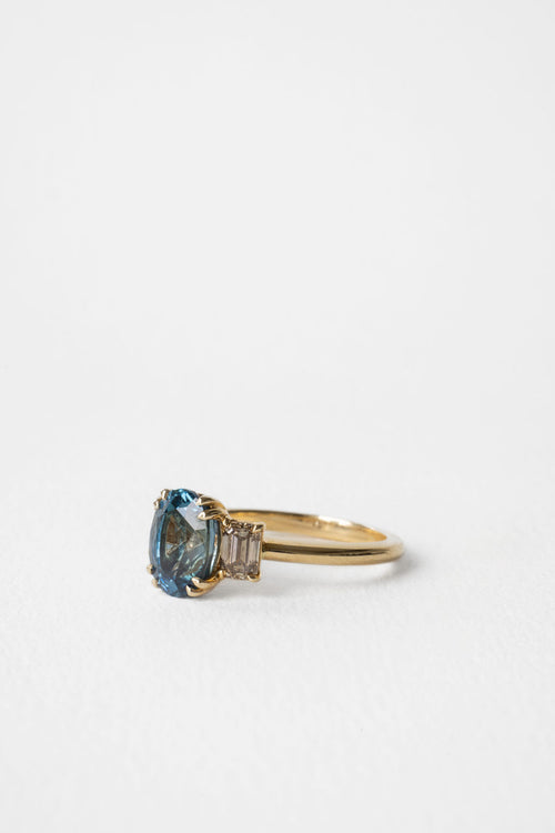 Montana Sapphire & Champagne 3-Stone