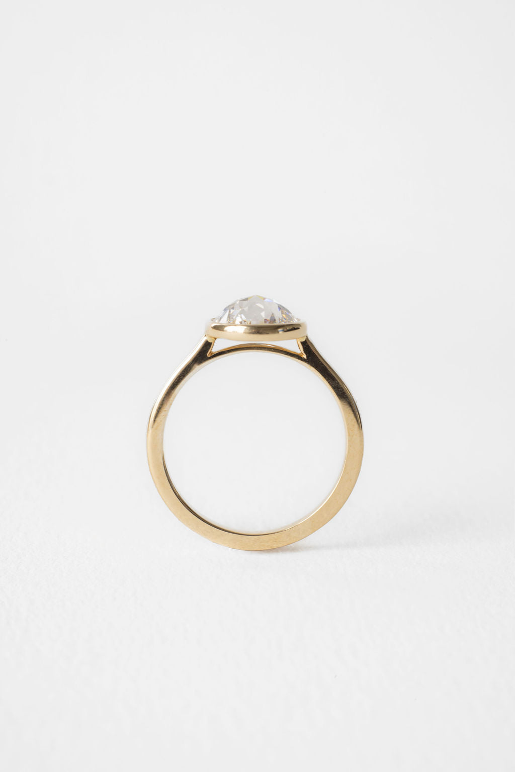 June Bezel | Antique Cut Rose Oval P674
