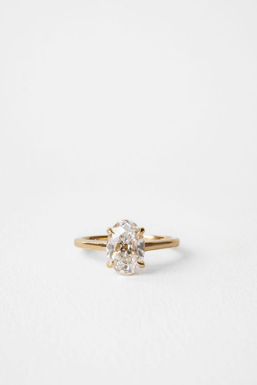 June Solitaire | Antique Cut || Oval