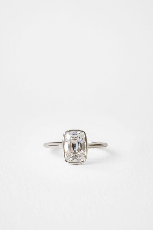 June Bezel | Antique Cut Elongated Cushion