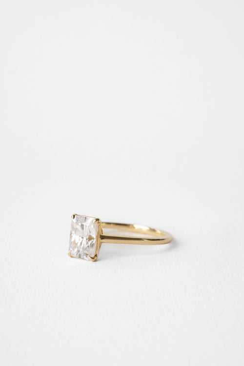 June Solitaire || Radiant