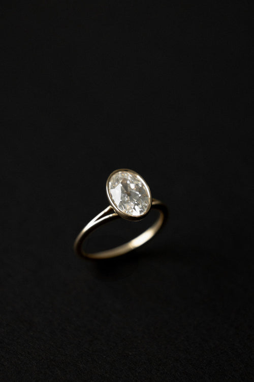 Fleur | Antique Cut || Oval