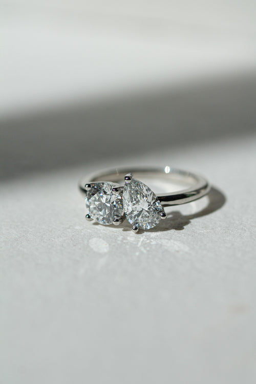 1 ct round & pear Platinum toi et moi