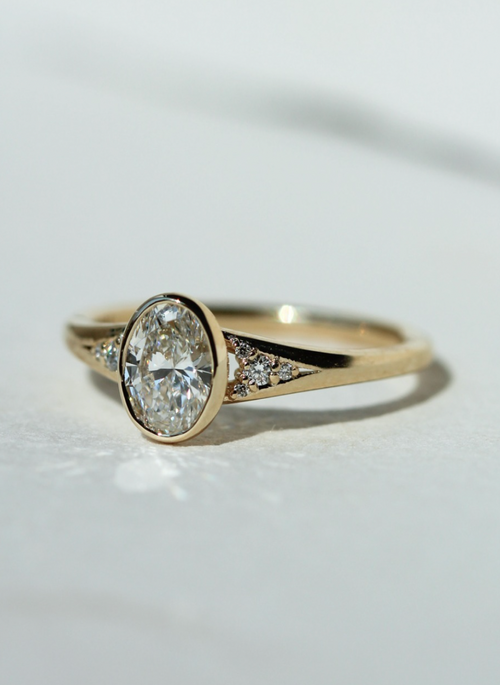 June Studio | M2077
