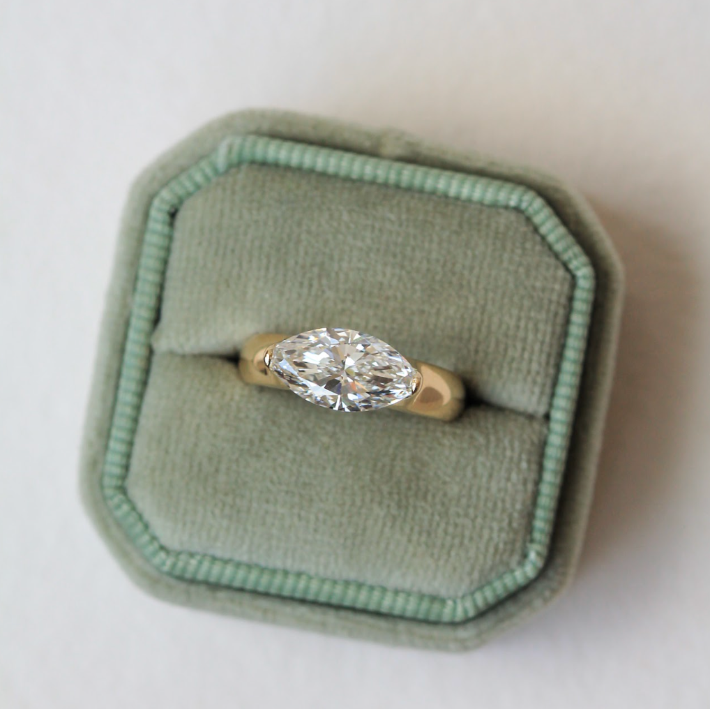 June Solitaire || East-West Oval P898