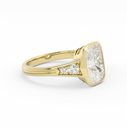 Lea || Antique Cushion Diamond P613