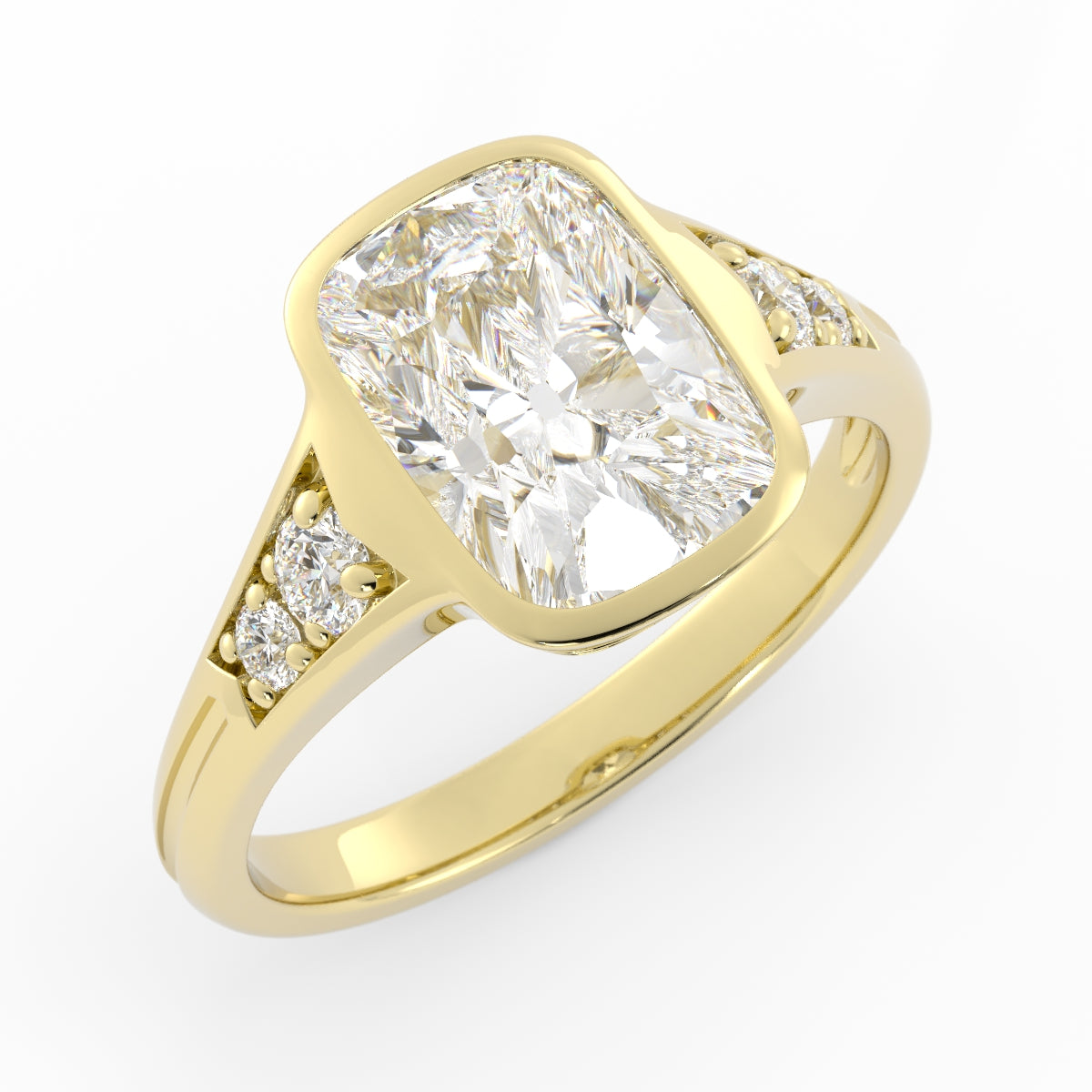 Lea || Antique Cushion Diamond P613