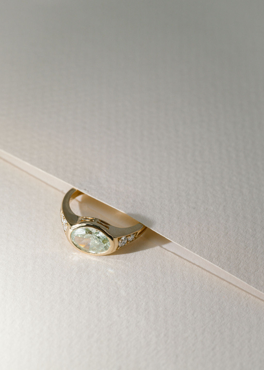 Lea | East-West | 1.86 ct Green Diamond (view 8)
