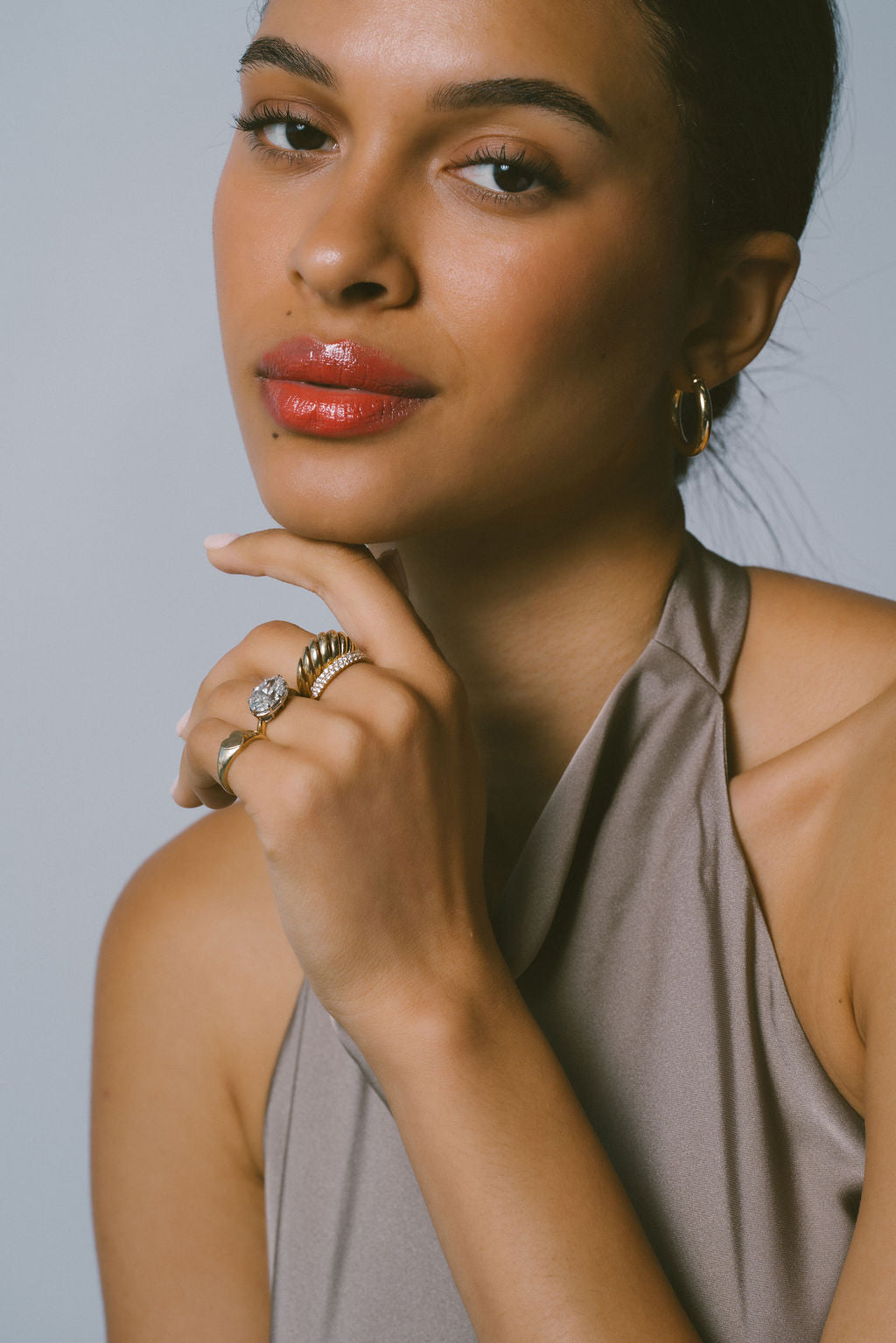 Mira | East-West Oval