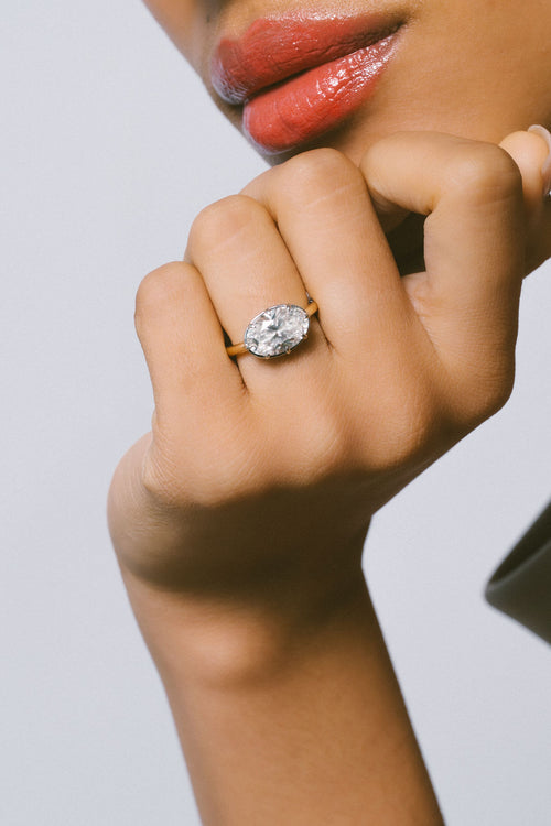 Mira | East-West Oval