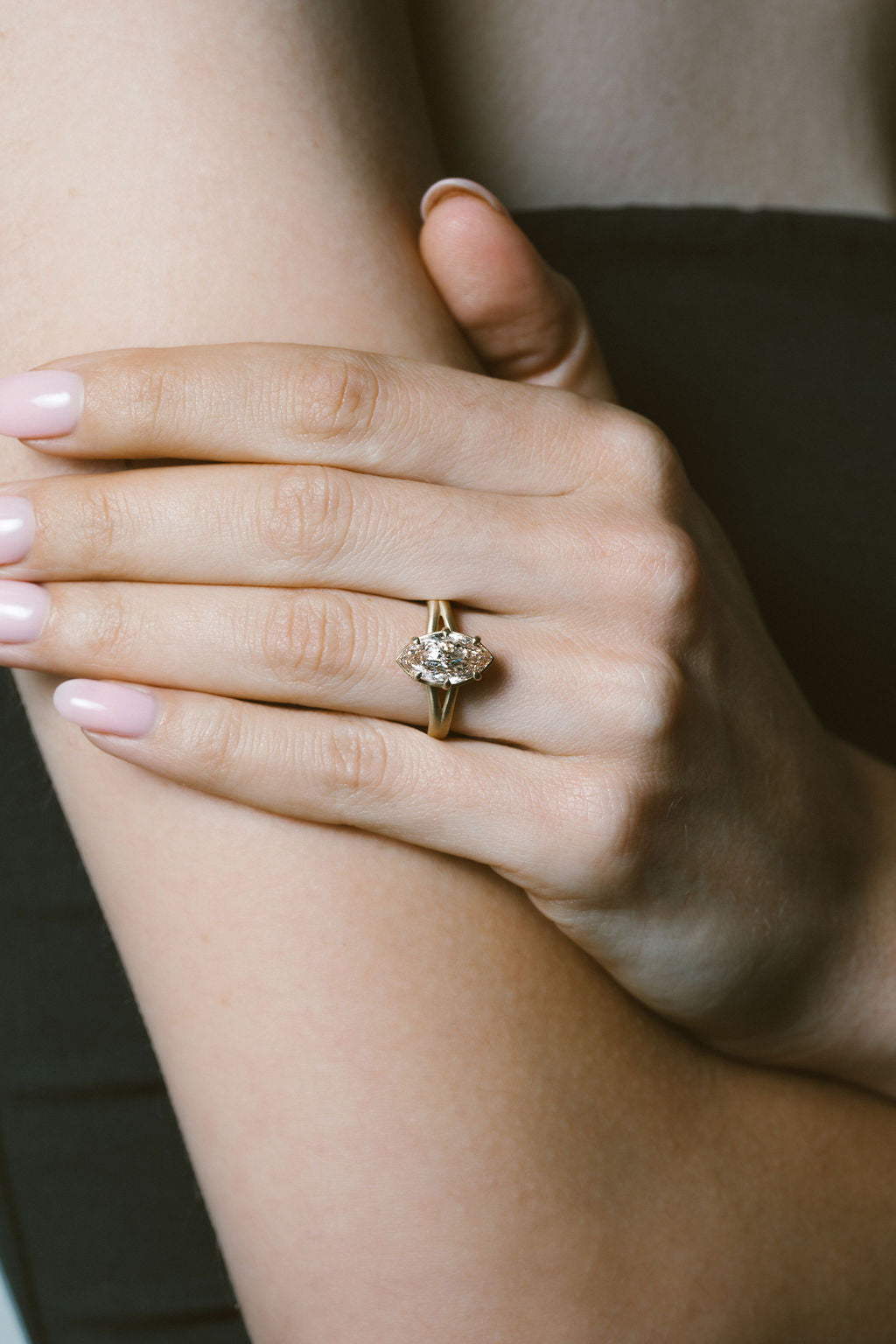 Mesa | Champagne | Portugese Marquise