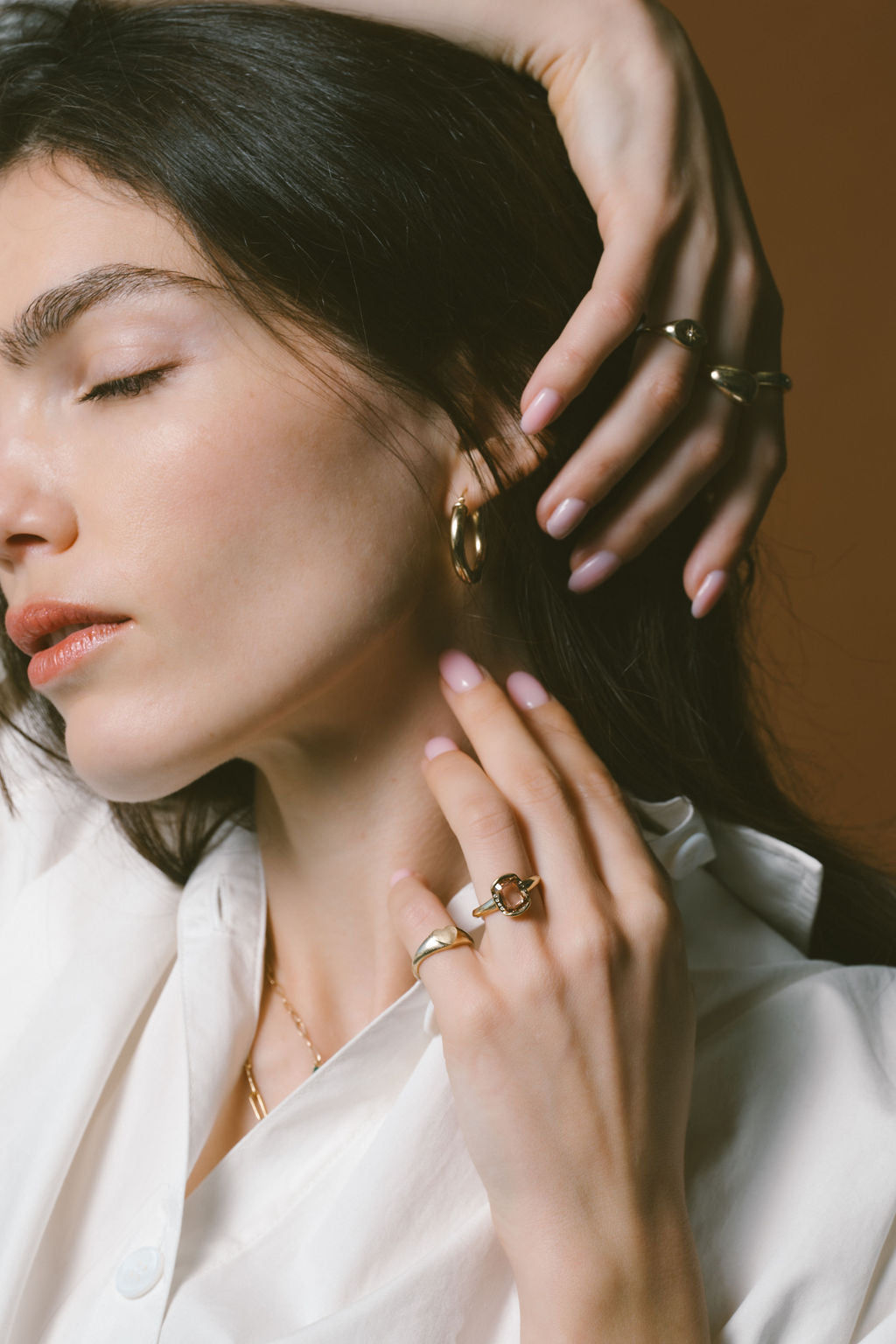 Champagne Dove | Rose cut cushion