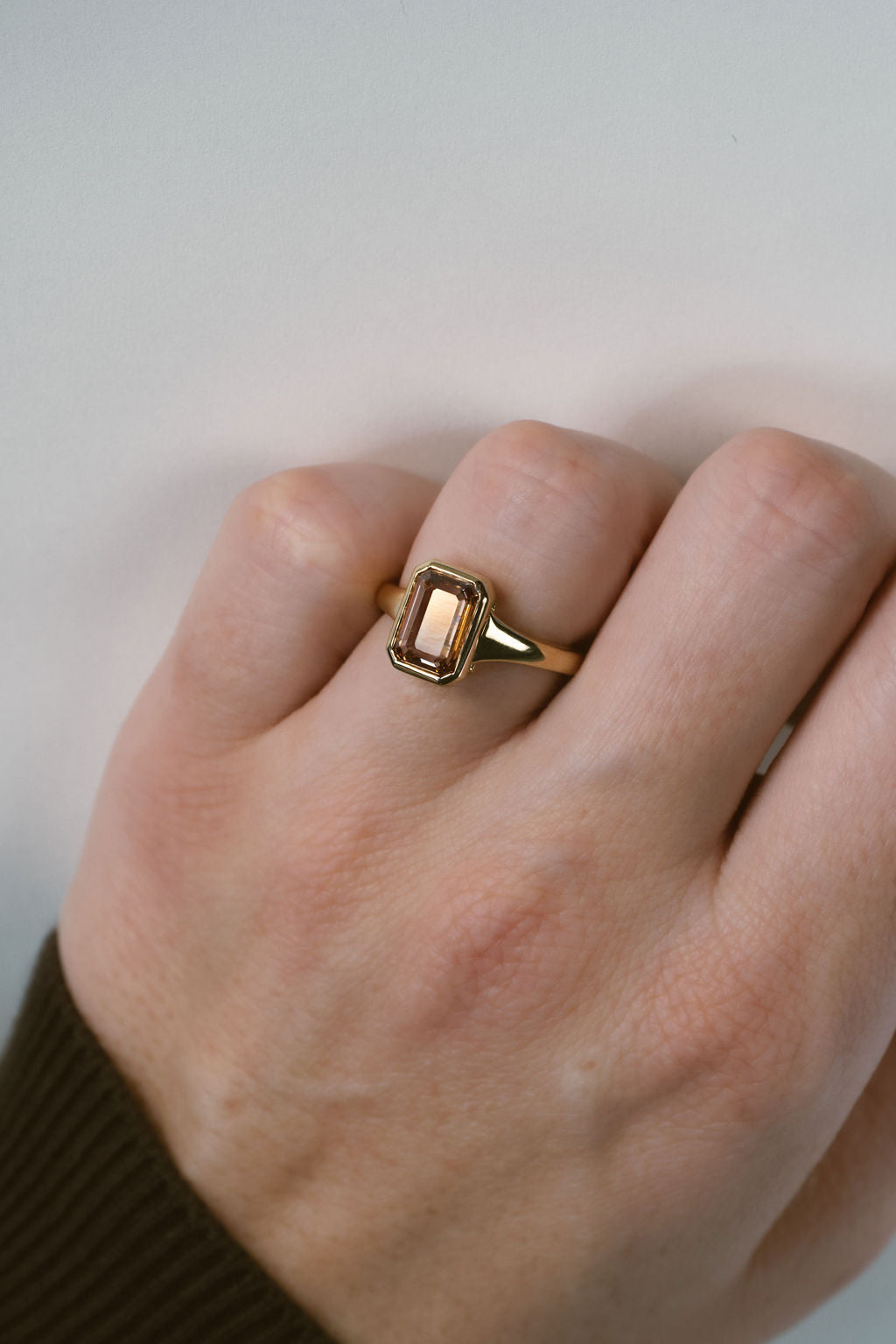 Champagne Maren || Portrait emerald