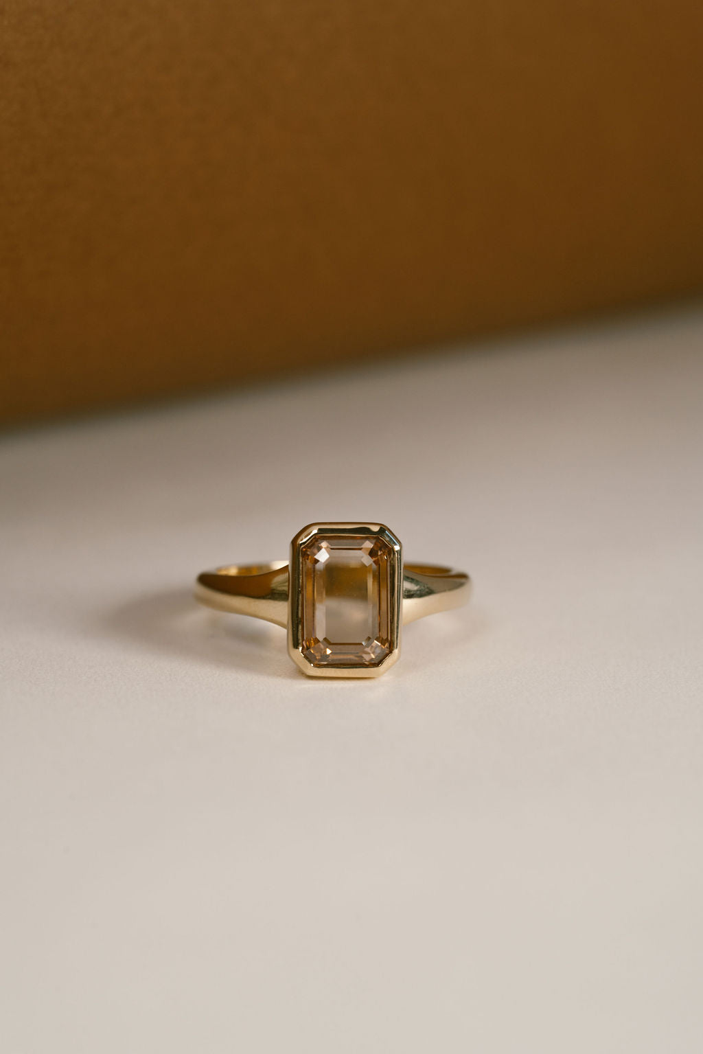 Champagne Maren || Portrait emerald