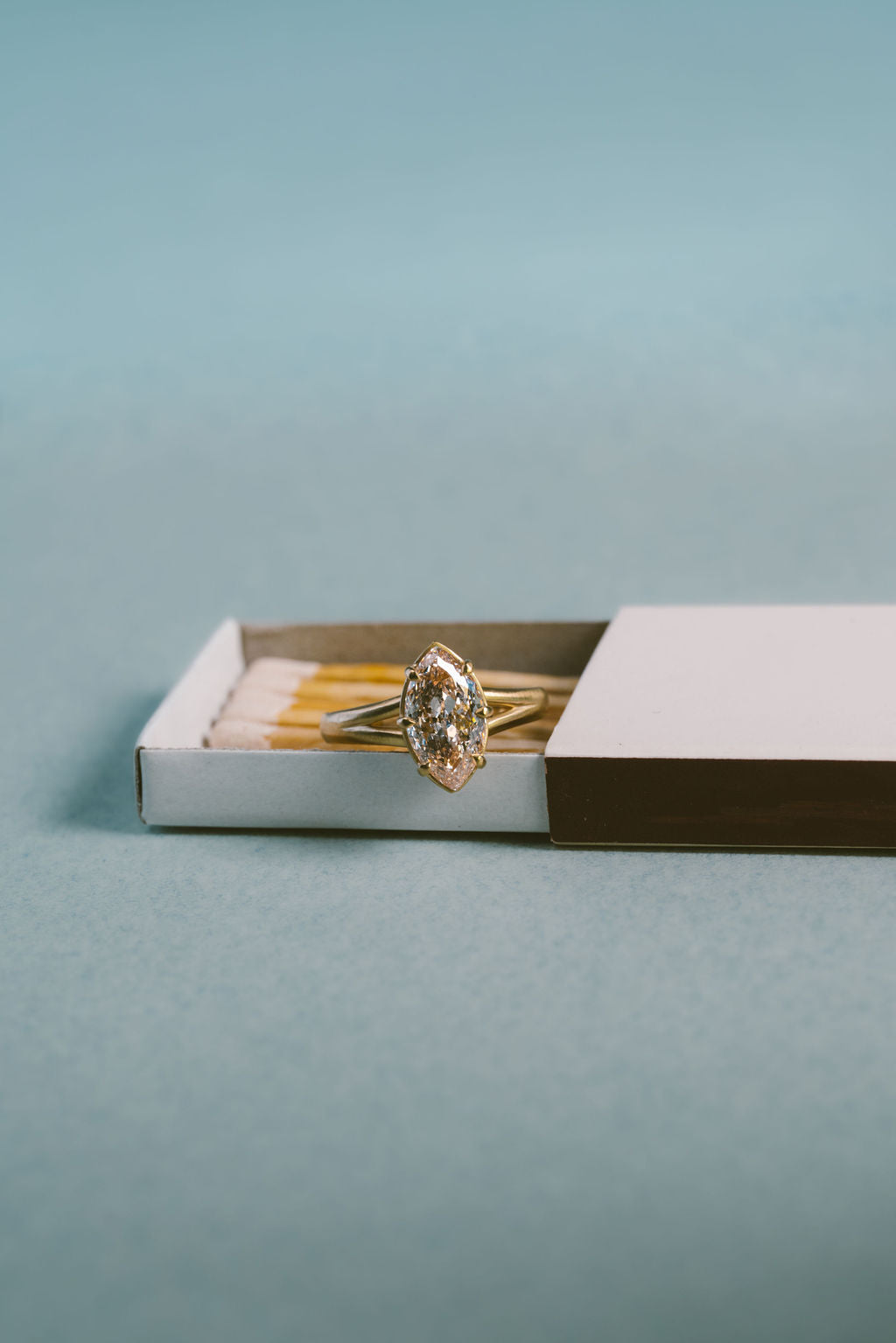 Mesa | Champagne | Portugese Marquise