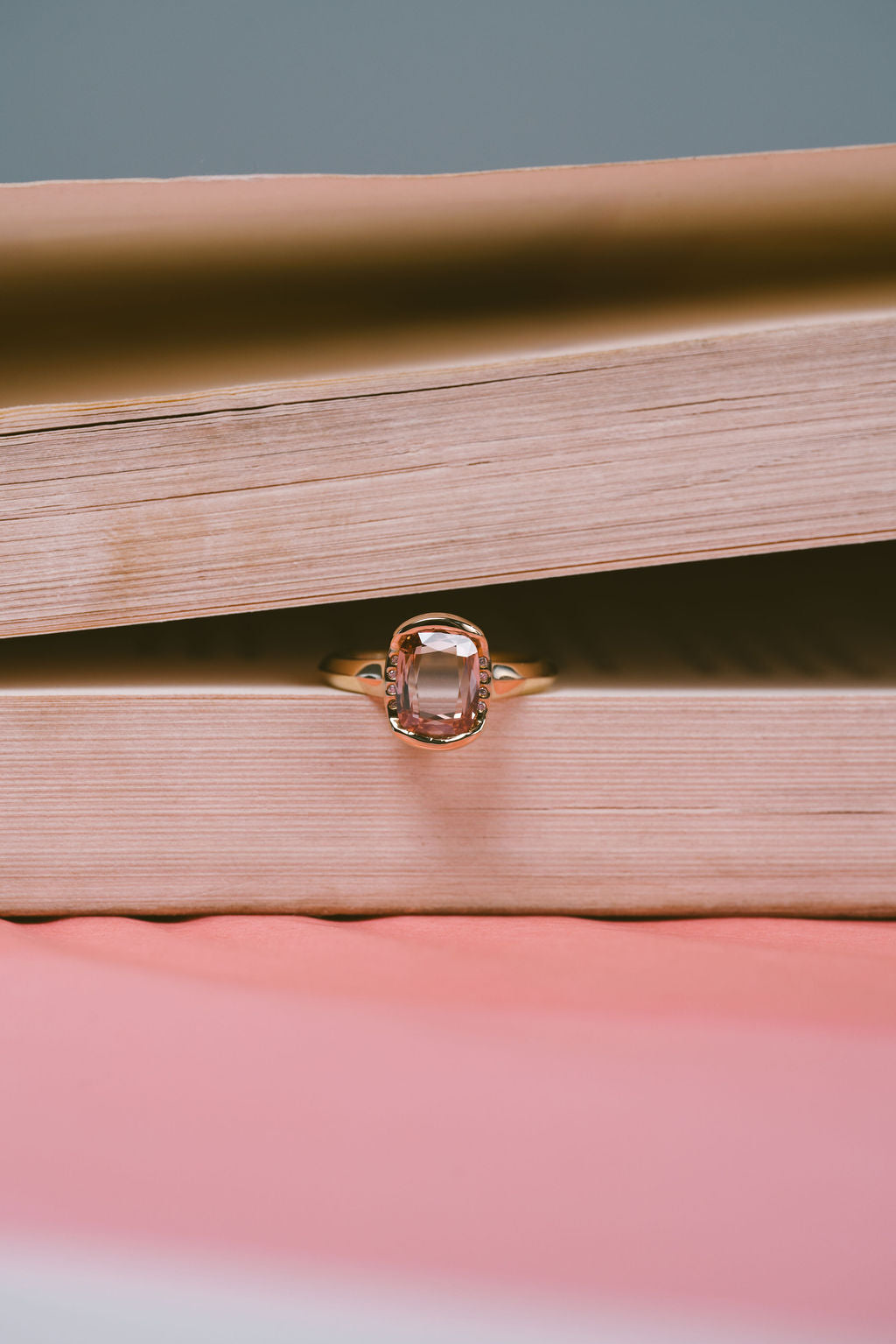 Champagne Dove | Rose cut cushion