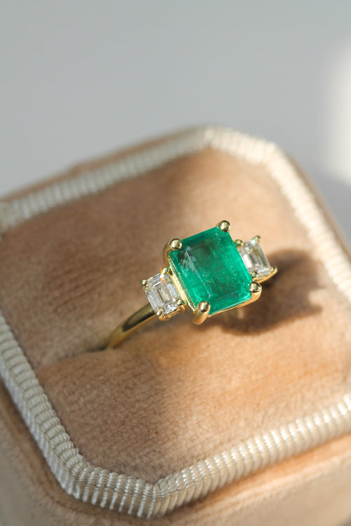 Marissa | Custom Emerald with Trapezoid Side Stones