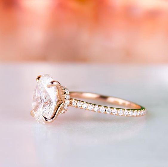 Oval Pavé Band & Hidden Halo | Quote