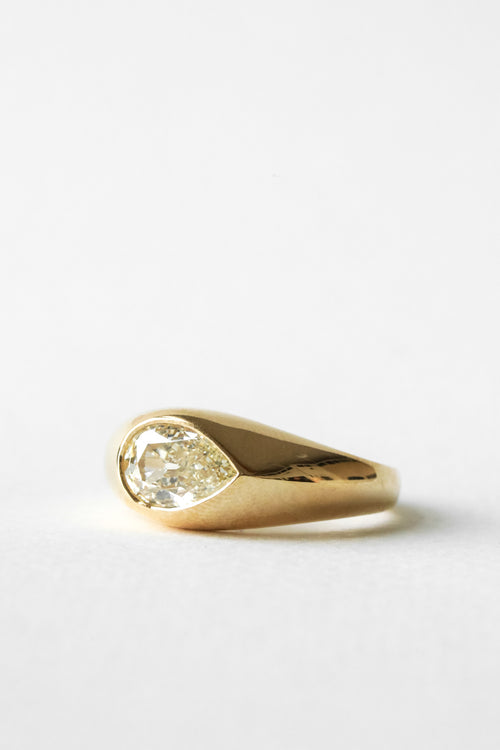 Antique Pear Signet | Sold Out