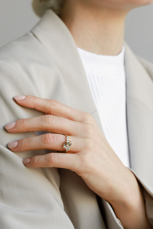 Champagne Oval Poppy