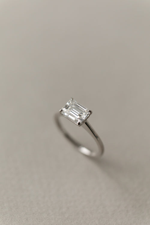 June Solitaire || East-West Emerald