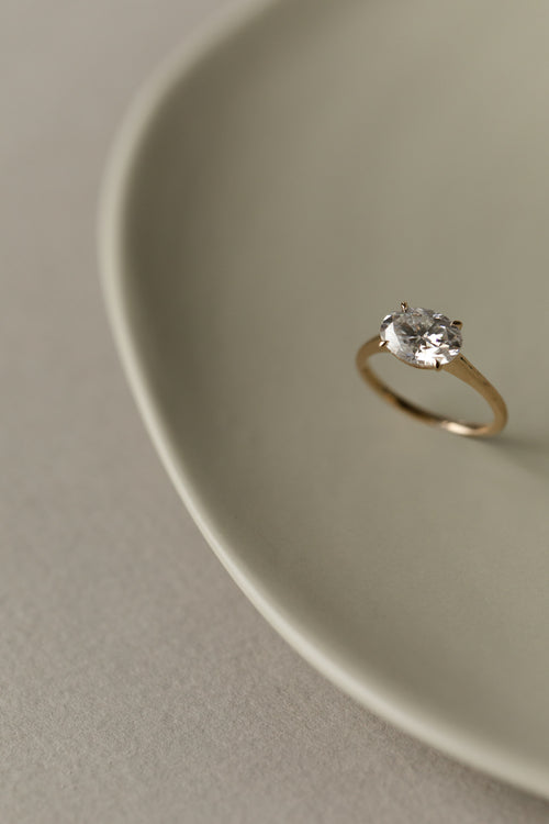 June Solitaire || East-West Oval