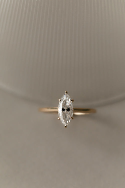 June Solitaire || Marquise