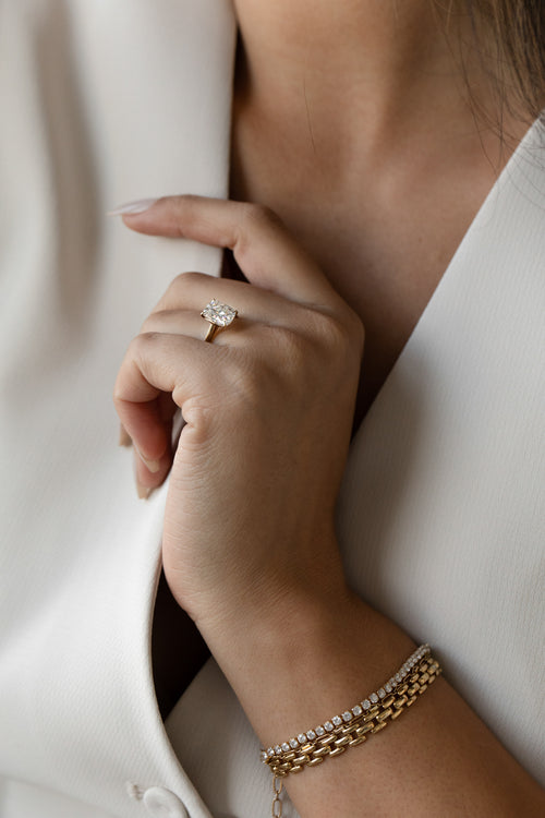 June Solitaire || Elongated Cushion