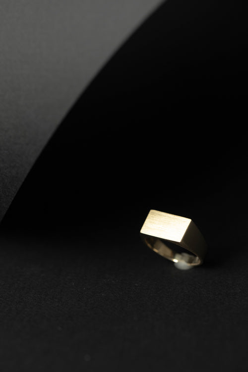 Wide Rectangle Signet