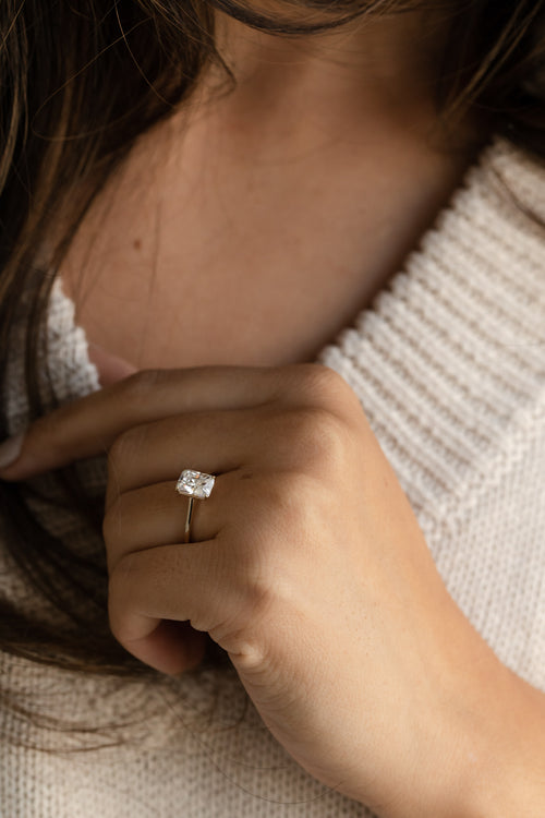 June Solitaire || Radiant