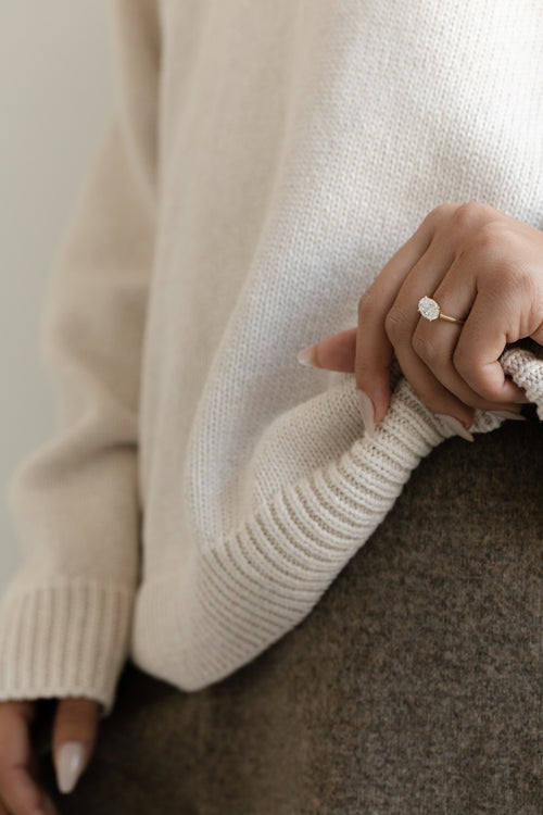 June Solitaire || East-West Oval