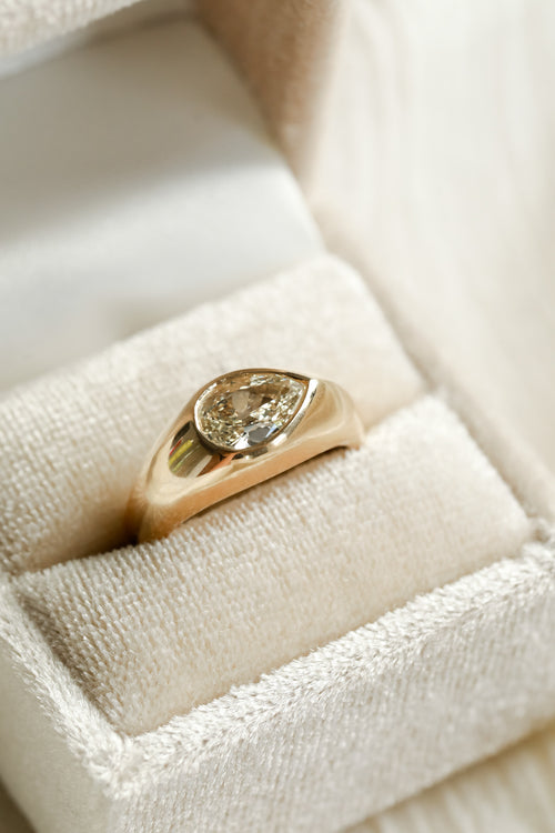 Antique Pear Signet | Sold Out